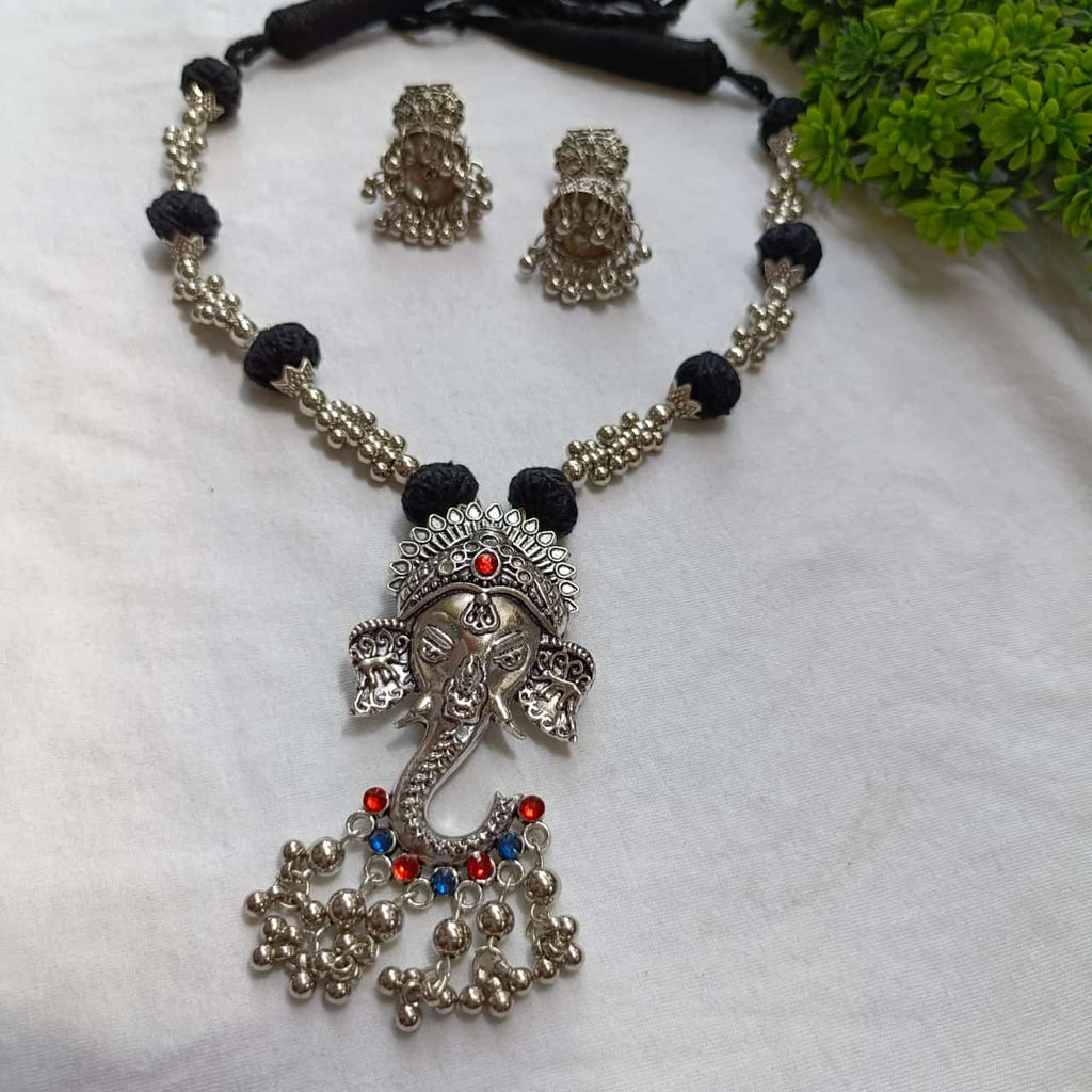 Ganesha Black Necklace Set